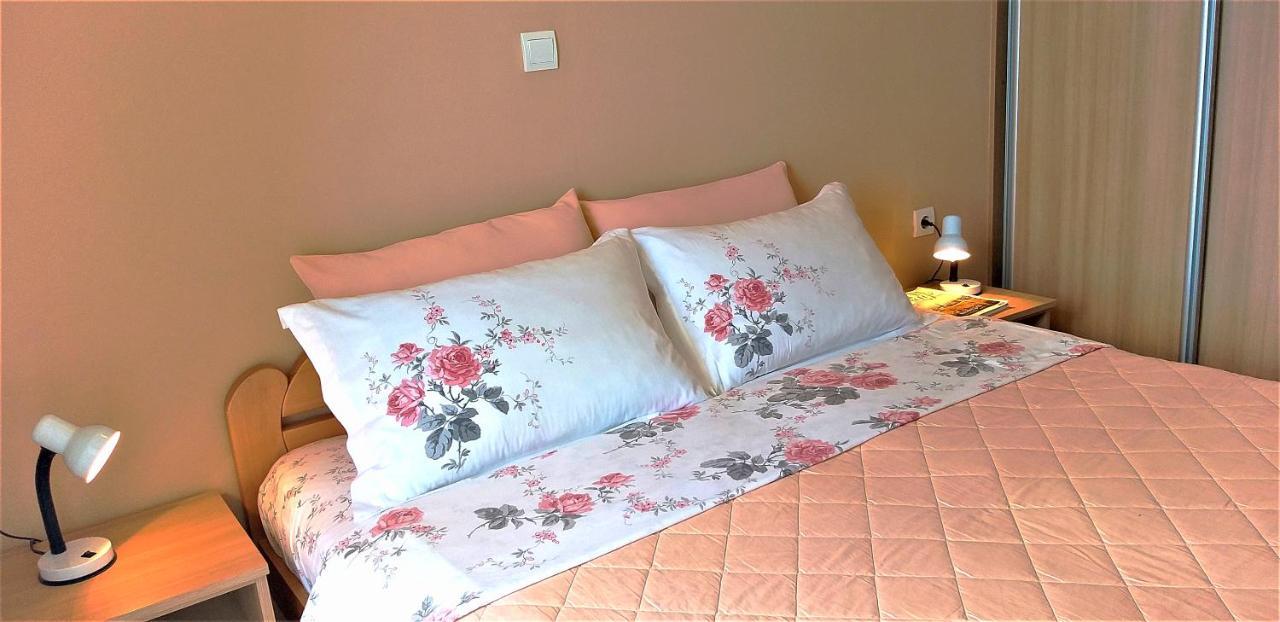 Apartments Okuka Тиват Экстерьер фото