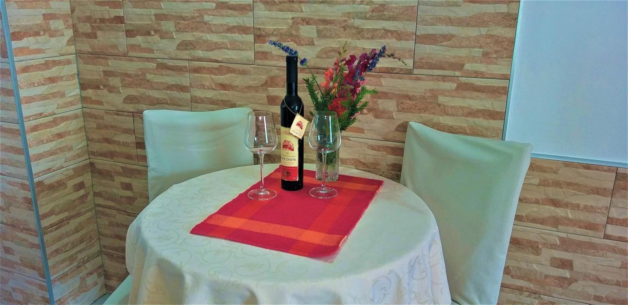 Apartments Okuka Тиват Экстерьер фото